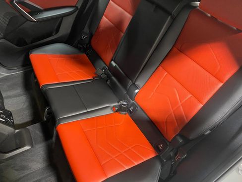 Used 2025 BMW X1 xDrive28i w/ Technology Package image 11