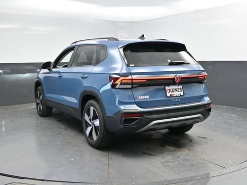 Used 2025 Volkswagen Taos S AWD/4WD image 10