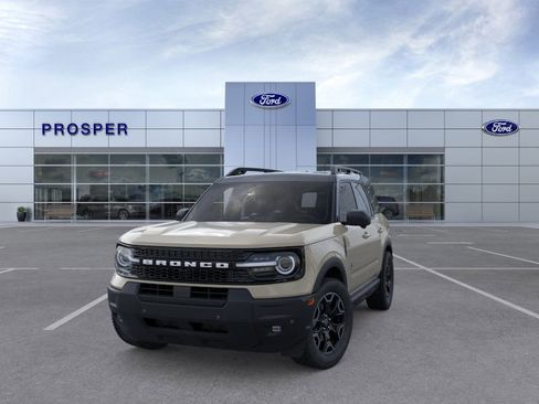 New 2025 Ford Bronco Sport Outer Banks w/ Outer Banks Tech Package+ image 2