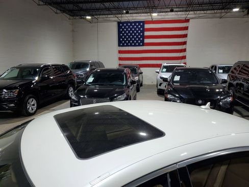 Used 2011 Mercedes-Benz S 550 image 44