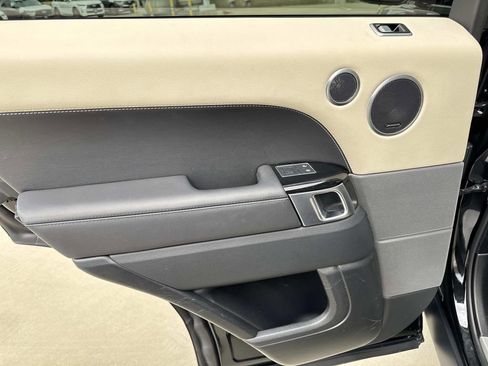 Used 2022 Land Rover Range Rover Sport HSE Silver Edition image 11