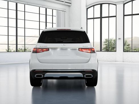 New 2026 Mercedes-Benz GLS 450 4MATIC image 27