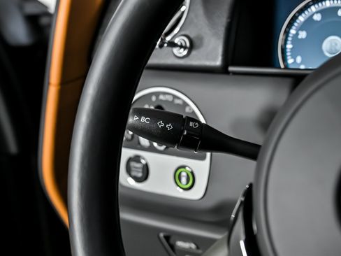 Used 2022 Rolls-Royce Cullinan image 30