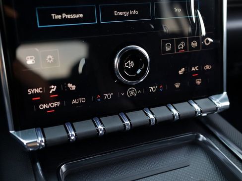 New 2026 GMC Sierra EV Elevation image 19