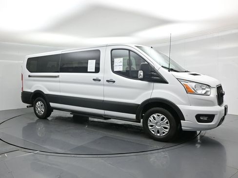 Certified 2022 Ford Transit 350 XLT RWD image 21