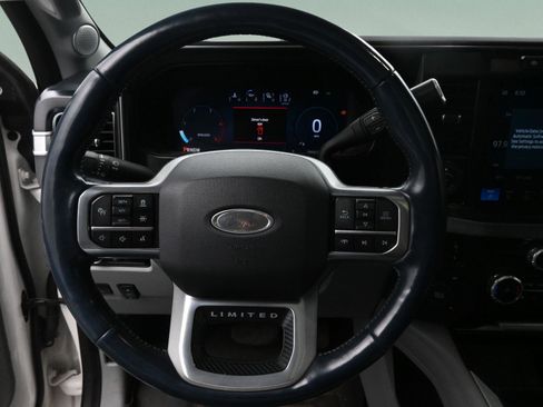 Used 2024 Ford F250 Limited AWD/4WD image 22