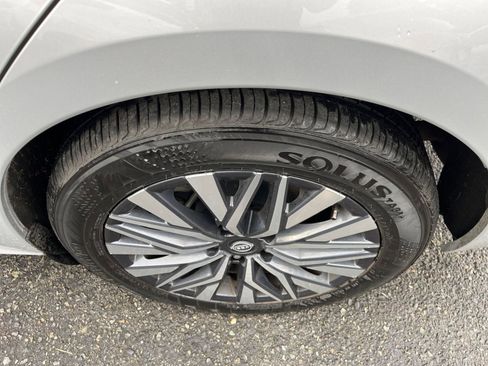 Used 2024 Nissan Altima 2.5 SV image 30