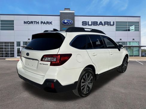Used 2019 Subaru Outback 2.5i Limited image 3