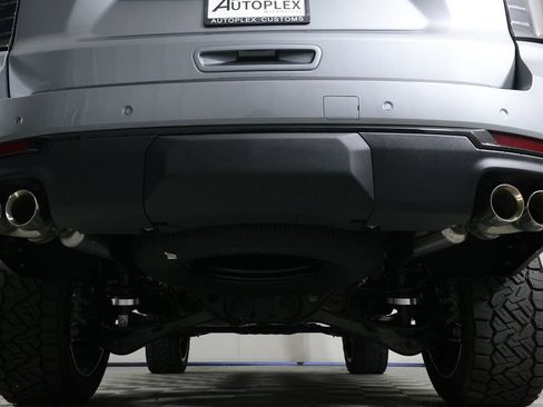 Used 2026 Chevrolet Tahoe Z71 w/ Comfort Package AWD/4WD image 50