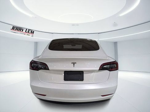 Used 2023 Tesla Model 3 Standard Range RWD image 4