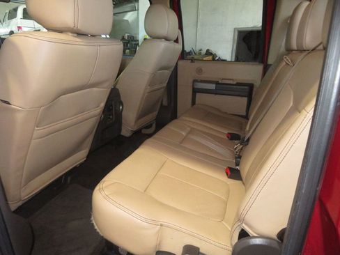 Used 2015 Ford F250 Lariat w/ Lariat Interior Package AWD/4WD image 25