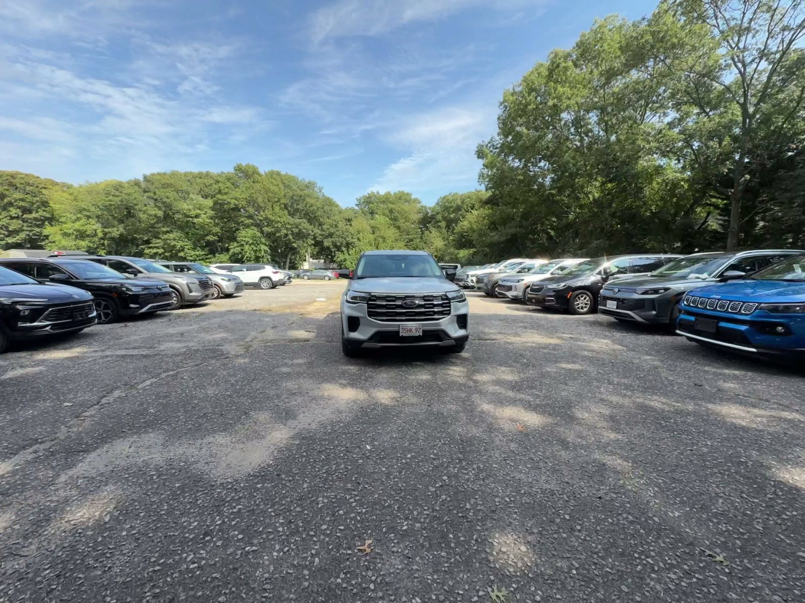 Used 2026 Ford Explorer Active AWD/4WD image 4