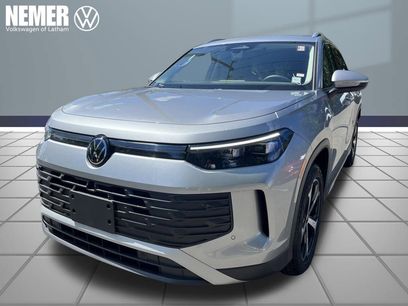 New 2025 Volkswagen Tiguan SE