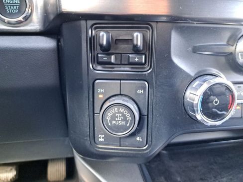 Used 2023 Ford F350 Lariat w/ Lariat Ultimate Package image 28