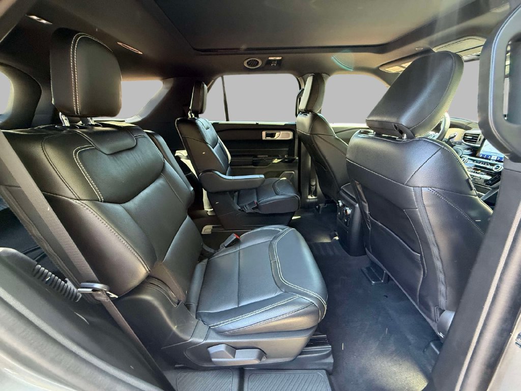 Used 2023 Ford Explorer ST w/ Equipment Group 401A AWD/4WD image 16