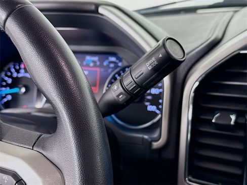 Used 2022 Ford F350 Lariat w/ Lariat Value Package image 17