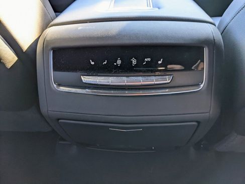 Used 2021 Cadillac Escalade Premium Luxury w/ Performance Package image 15