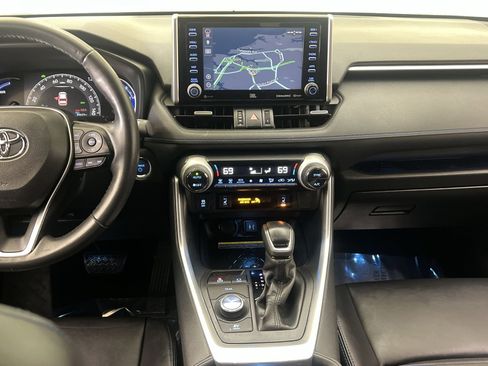 Used 2019 Toyota RAV4 XSE image 31