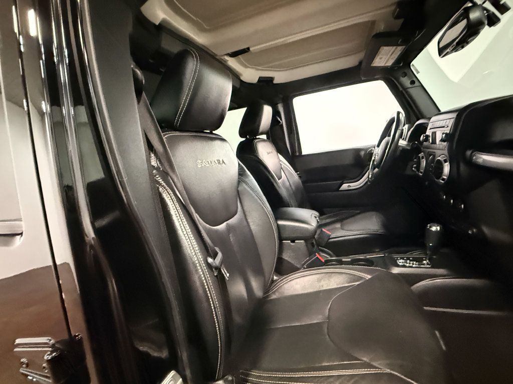 Used 2018 Jeep Wrangler Unlimited Sahara AWD/4WD image 63