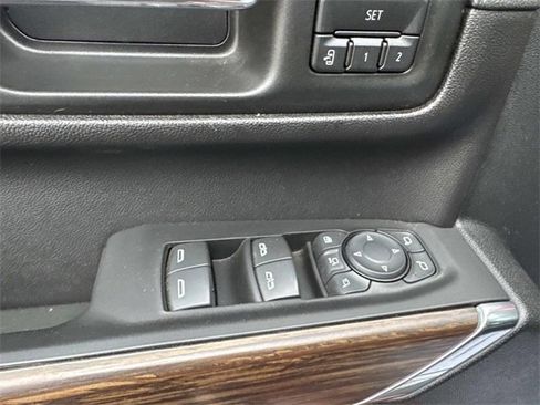 Used 2020 Chevrolet Silverado 2500 High Country image 22