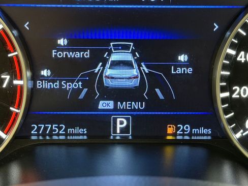 Used 2022 Nissan Altima 2.0 SR FWD image 19