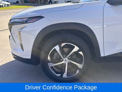 Used 2024 Chevrolet Trax RS w/ Sunroof Package image 8