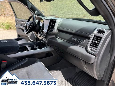 Used 2022 RAM 1500 Laramie AWD/4WD image 38