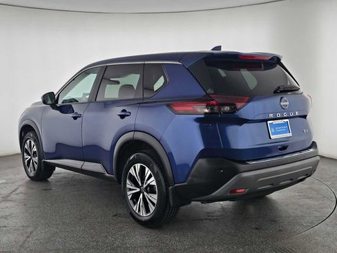 Used 2023 Nissan Rogue SV FWD image 5