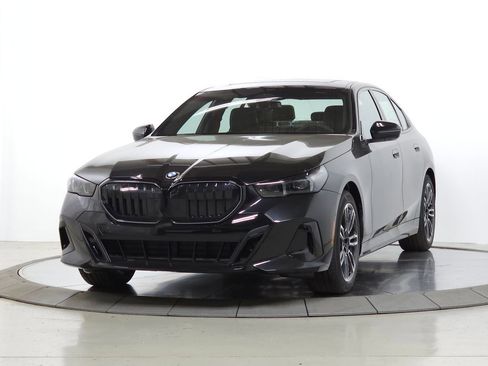 New 2027 BMW 530i xDrive AWD/4WD image 3