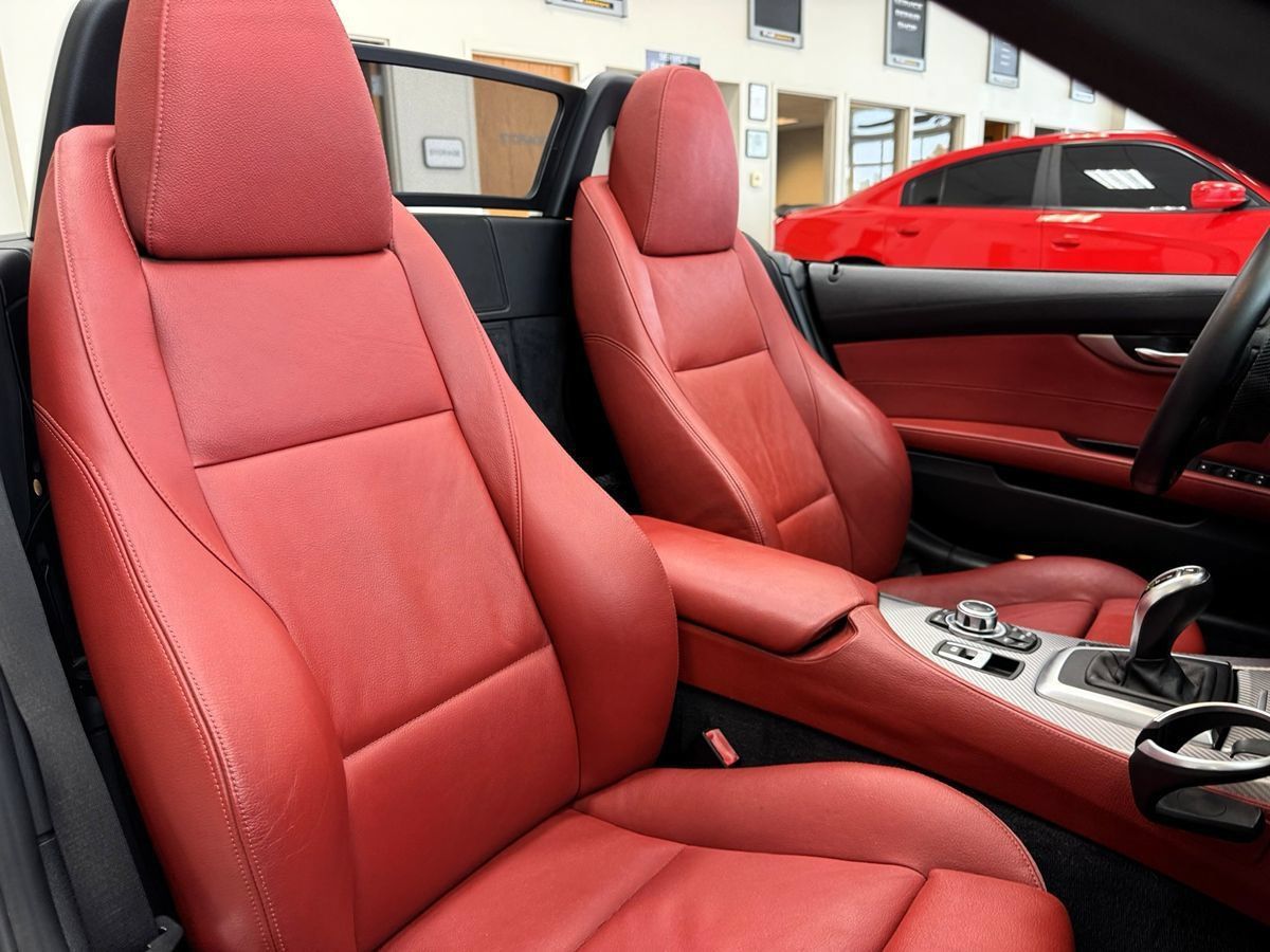 Used 2013 BMW Z4 sDrive35i RWD image 22