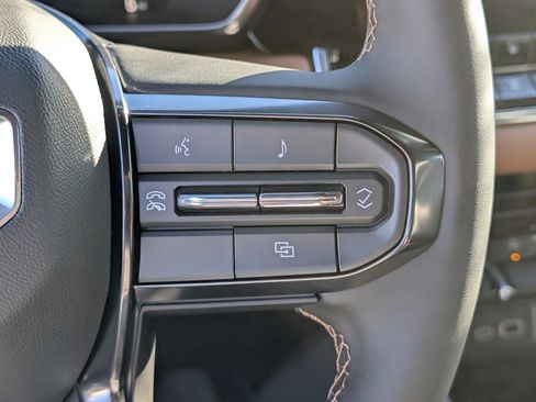 New 2026 GMC Canyon AT4 image 19