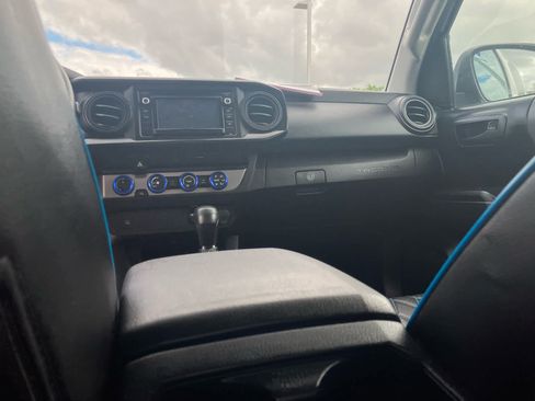 Used 2019 Toyota Tacoma SR w/ SX Package AWD/4WD image 30