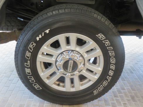 Used 2019 Ford F250 XLT w/ FX4 Off-Road Package AWD/4WD image 9