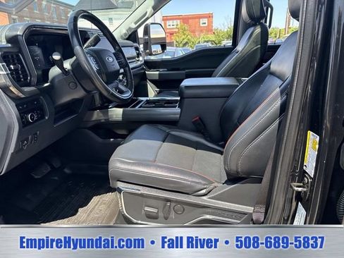 Used 2024 Ford F250 Lariat w/ Lariat Ultimate Package AWD/4WD image 17