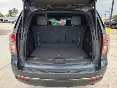 Used 2021 Chevrolet Tahoe Z71 w/ Rear Media and Nav Package image 7