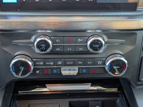 New 2025 Ford F250 Lariat w/ Lariat Ultimate Package image 30