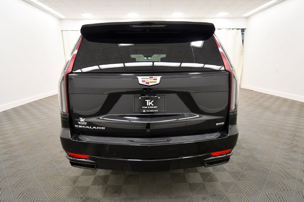 Used 2024 Cadillac Escalade ESV Sport Platinum AWD/4WD image 6