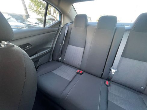 Used 2025 Nissan Sentra SV image 44