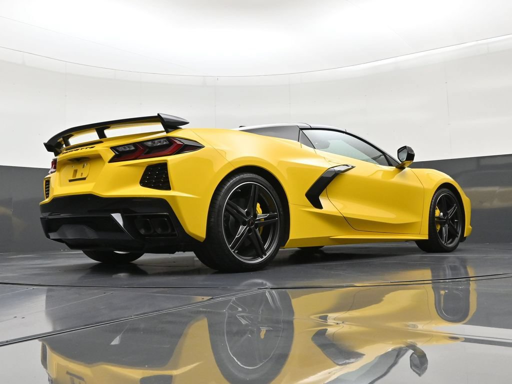 Used 2026 Chevrolet Corvette Stingray Preferred Conv w/ Stealth Interior Trim Package RWD image 24