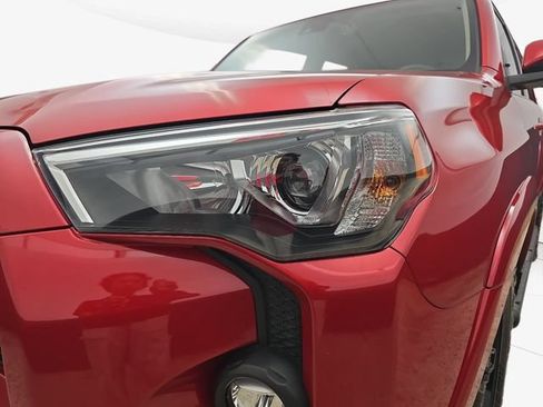 Used 2022 Toyota 4Runner SR5 RWD image 32