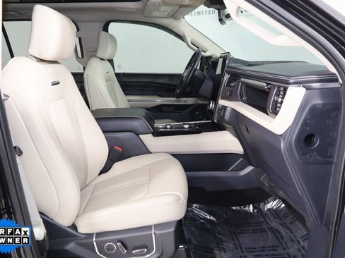 Used 2022 Ford Expedition Platinum image 13