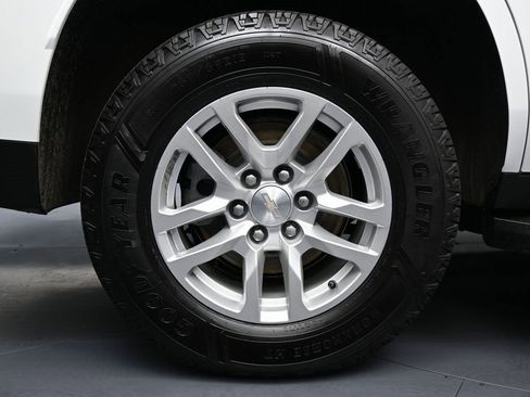 Used 2022 Chevrolet Tahoe LS w/ Driver Alert Package image 11