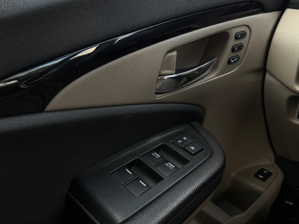 Used 2022 Honda Pilot Touring image 10