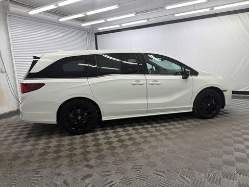 Used 2025 Honda Odyssey Sport-L image 6