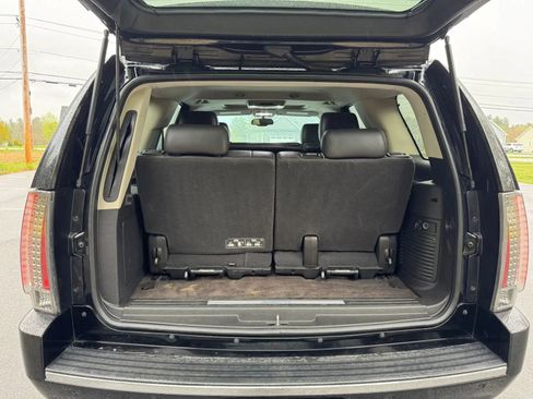Used 2014 Cadillac Escalade Premium AWD/4WD image 37