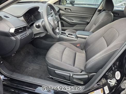 Used 2024 Nissan Altima 2.5 S FWD image 9