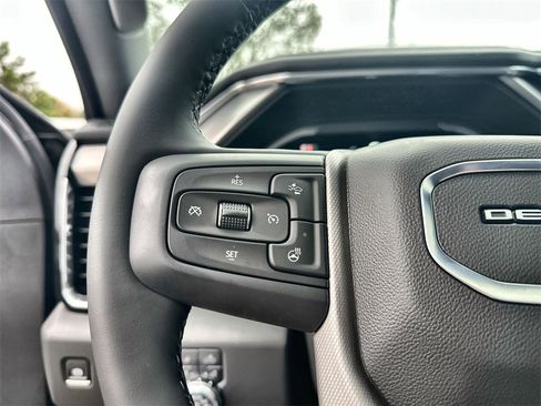 New 2025 GMC Sierra 2500 Denali w/ Denali Reserve Package image 31