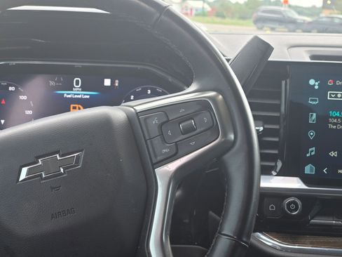 Used 2023 Chevrolet Silverado 1500 RST AWD/4WD image 20