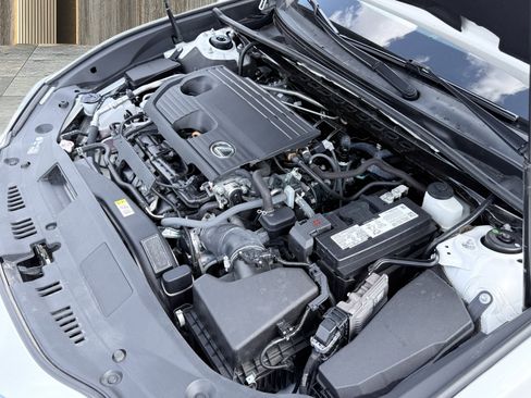 Used 2022 Lexus ES 250 w/ Premium Package image 26