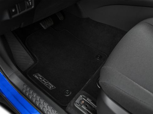 Used 2020 Toyota C-HR LE FWD image 37
